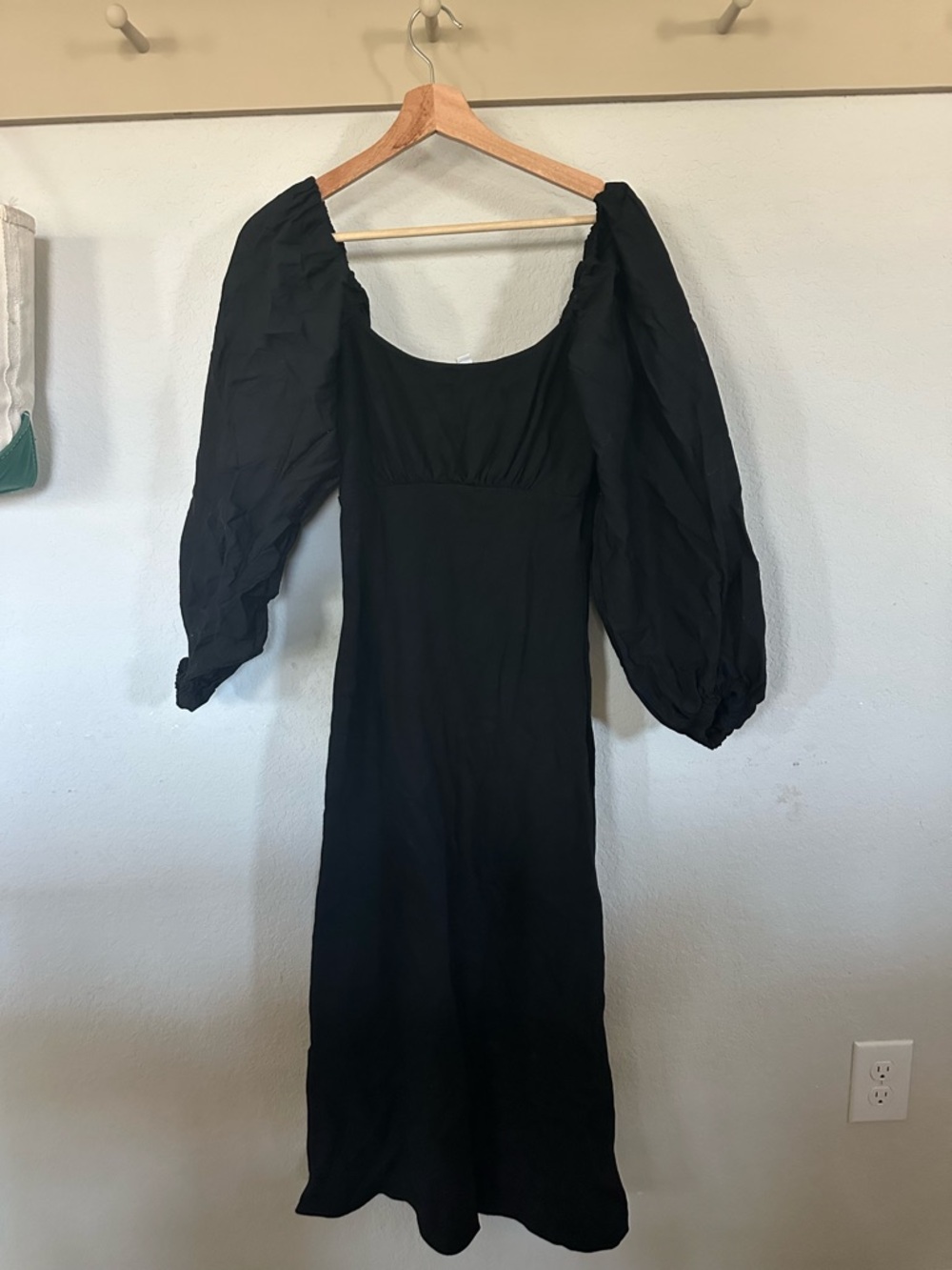 Top Shop Black Puff-Sleeve Square Neck Midi Dress